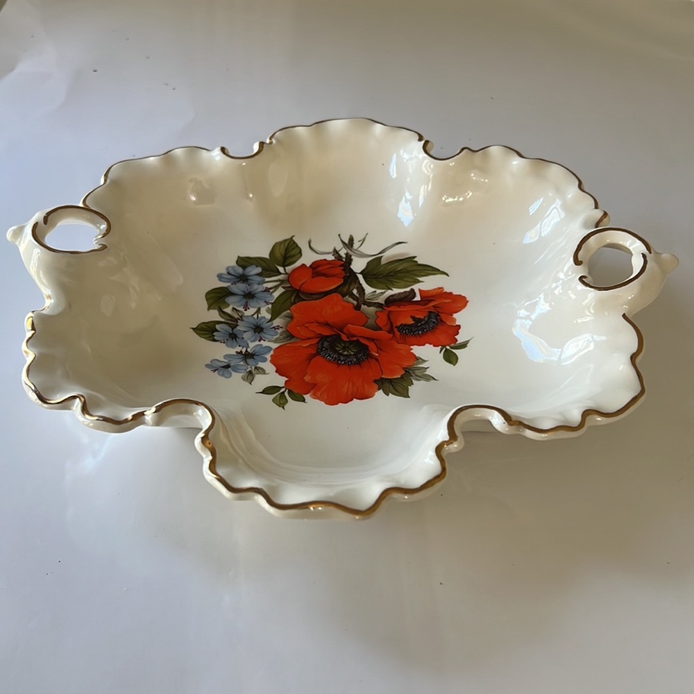 Ceramic White, Gold Accent, Poppy Floral Fruit Bowl - Picture 2 of 9